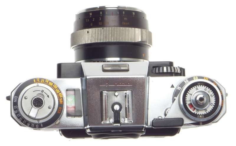ZEISS IKON CONTAREX ELECTRONIC SLR VINTAGE FILM CAMERA DISTAGON 1:4 f=35mm LENS
