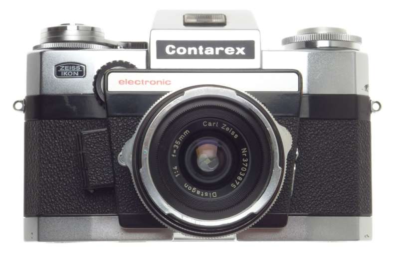 ZEISS IKON CONTAREX ELECTRONIC SLR VINTAGE FILM CAMERA DISTAGON 1:4 f=35mm LENS
