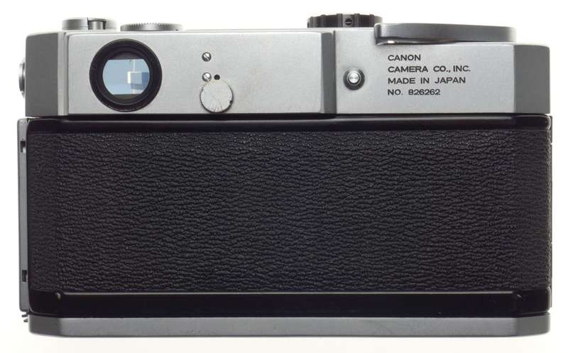 CANON Model 7 rangefinder chrome 35mm camera body only ready for 0.95/50mm lens