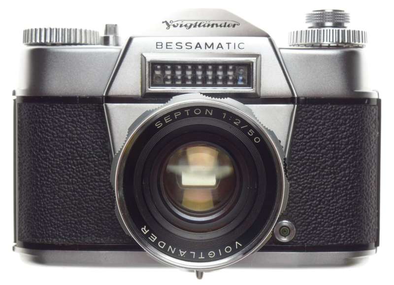 VOIGTLANDER Bessamatic 35mm SLR film camera SEPTON 2/50mm rare coated lens MINT