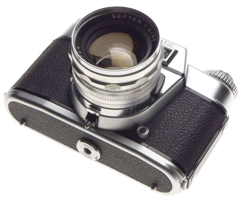 VOIGTLANDER Bessamatic 35mm SLR film camera SEPTON 2/50mm rare coated lens MINT