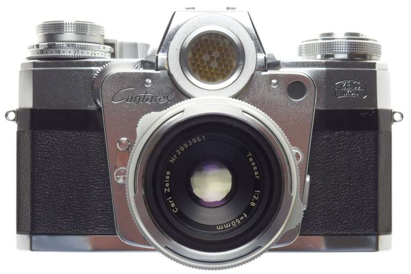 ZEISS CONTAREX Bullseye SLR 35mm chrome film camera Tessar 1:2.8/50mm lens cased