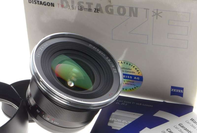 Carl Zeiss 3.5/18mm DISTAGON T* ZE f=18mm wide angle lens new hood caps mint box