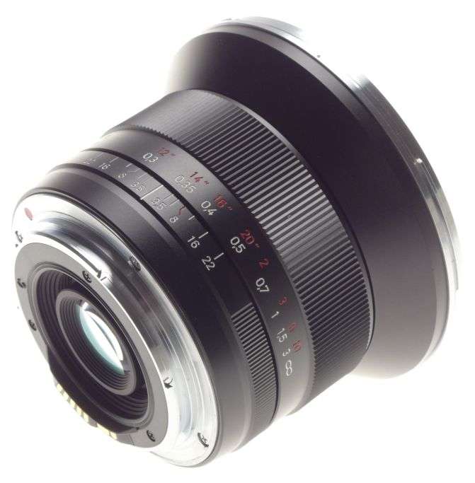 Carl Zeiss 3.5/18mm DISTAGON T* ZE f=18mm wide angle lens new hood caps mint box