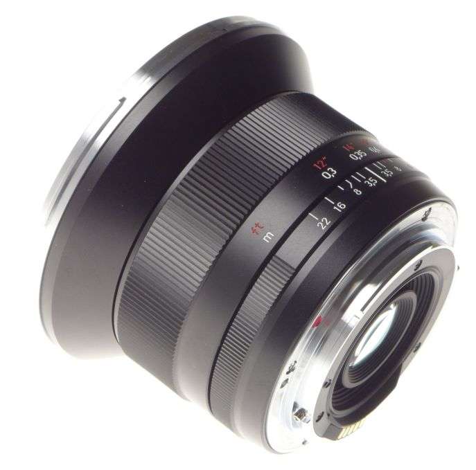Carl Zeiss 3.5/18mm DISTAGON T* ZE f=18mm wide angle lens new hood caps mint box