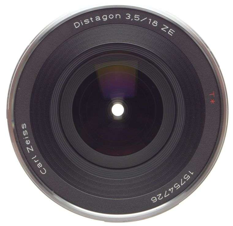 Carl Zeiss 3.5/18mm DISTAGON T* ZE f=18mm wide angle lens new hood caps mint box