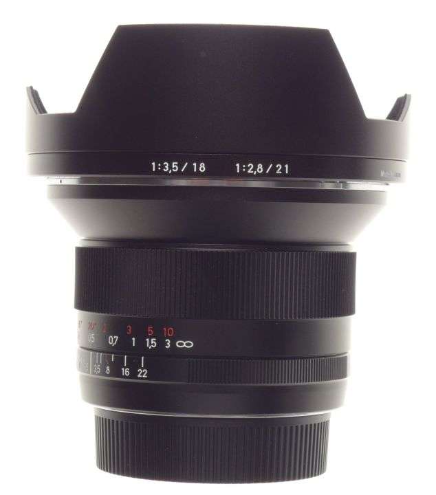 Carl Zeiss 3.5/18mm DISTAGON T* ZE f=18mm wide angle lens new hood caps mint box