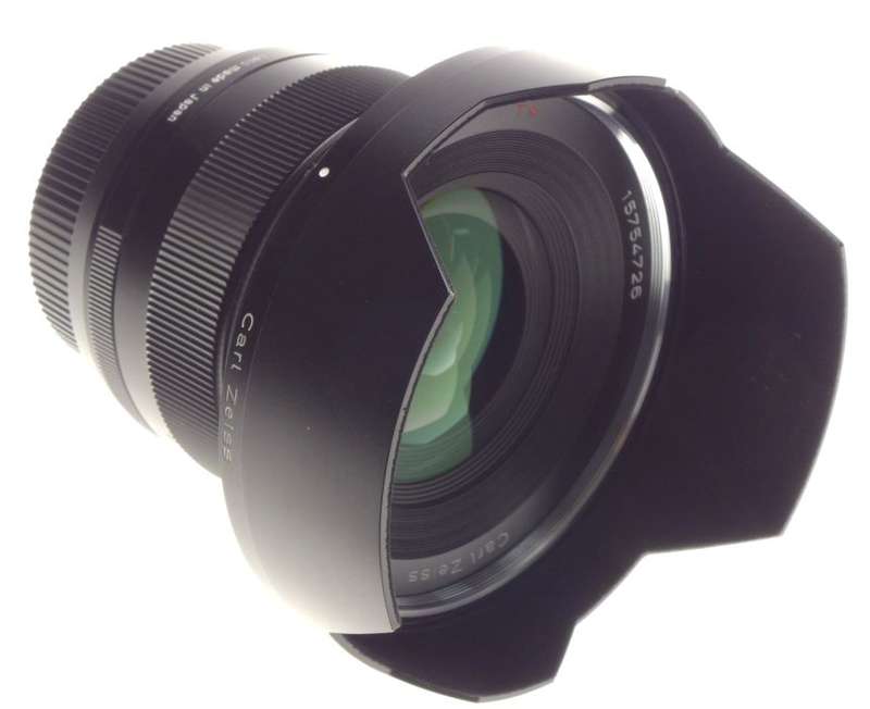 Carl Zeiss 3.5/18mm DISTAGON T* ZE f=18mm wide angle lens new hood caps mint box