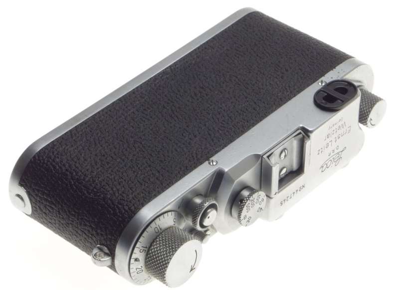 IIC LEITZ M39 SCREW MOUNT RANGE FINDER 35mm FILM CAMERA VINTAGE LEICA BODY CASE