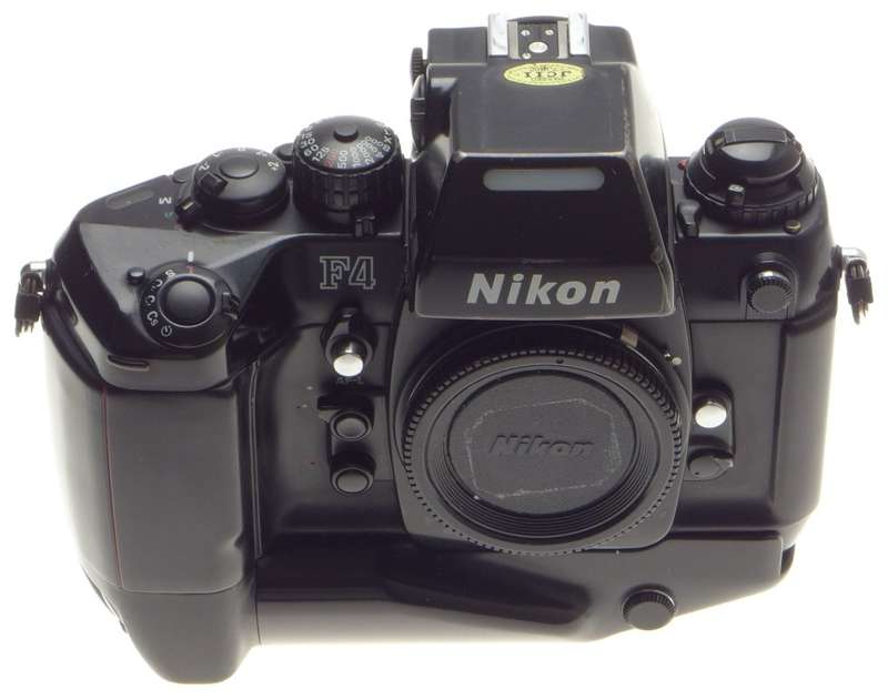 SLR F4 NIKON 35mm FILM CAMERA BODY DP 20 PRISM FINDER BATTRY GRIP NICE CONDITION