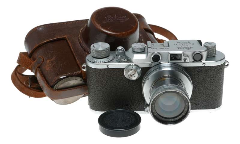 Leica III rangefinder camera Summar f=5cm 1:2 lens cap case vintage