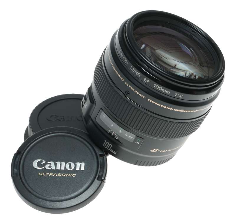 Canon EF 100mm f/2 USM fast lens boxed Ultrasonic Portrait