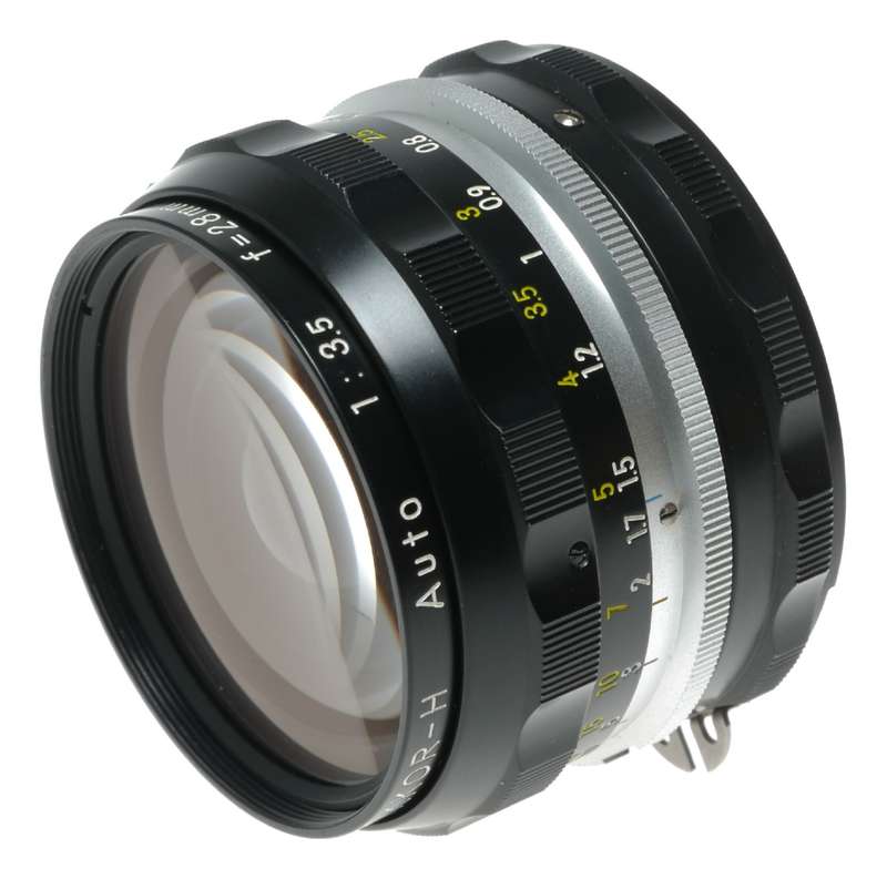 Nikkor-H f=28mm auto 1:3.5 f=2.8cm Nippon 35mm slr lens caps Box