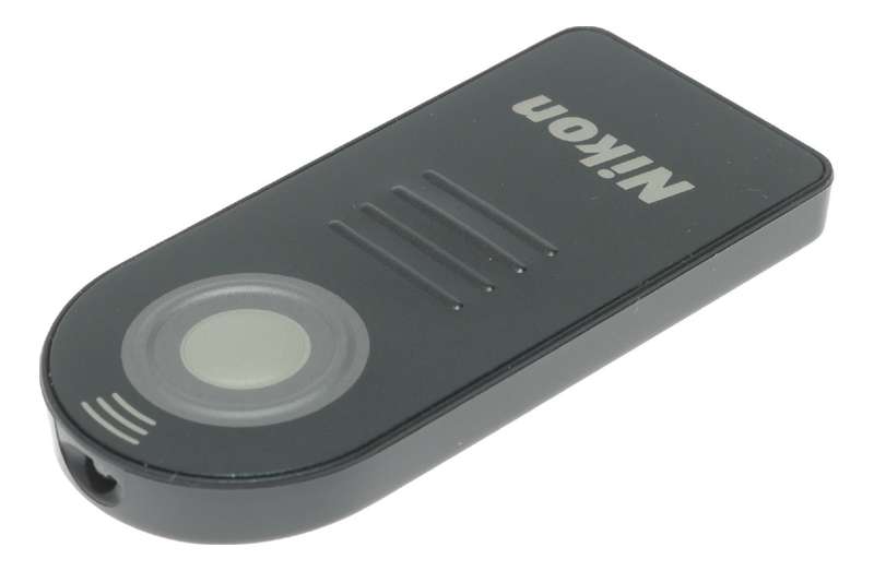 ML-L3 Wireless IR Remote Control for Nikon D7000 D5100 D3000 D90 D60 F65