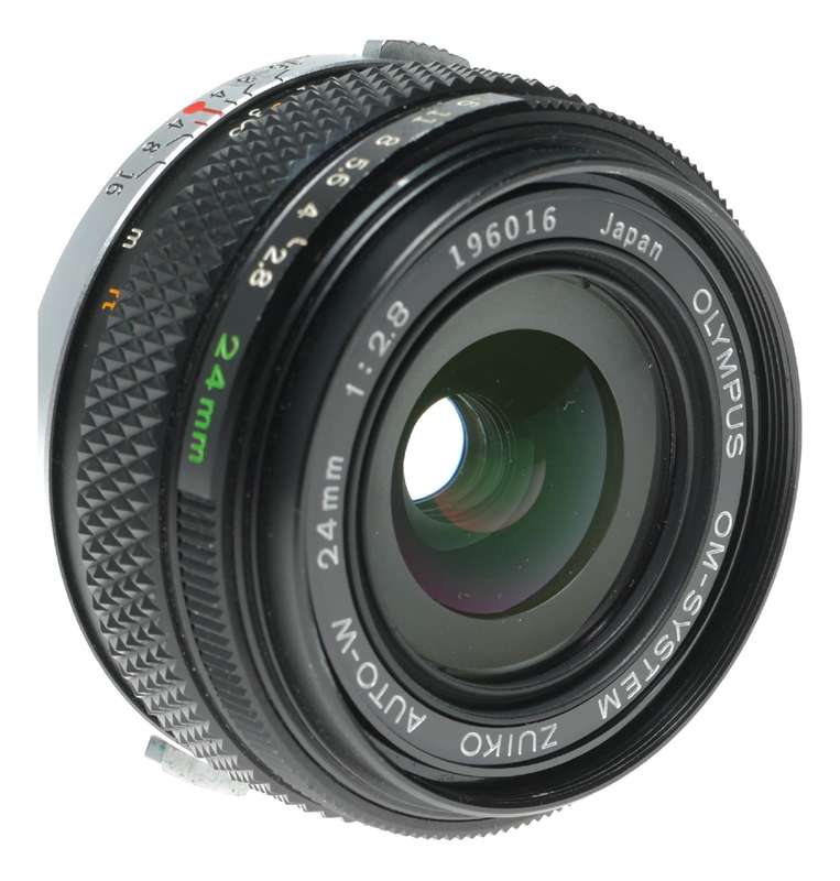 Olympus Auto-W 24mm 1:2.8 Zuiko Vintage camera lens hood excellent