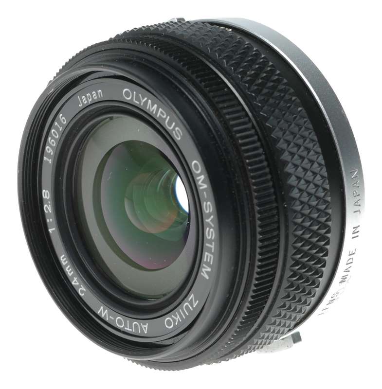 Olympus Auto-W 24mm 1:2.8 Zuiko Vintage camera lens hood excellent