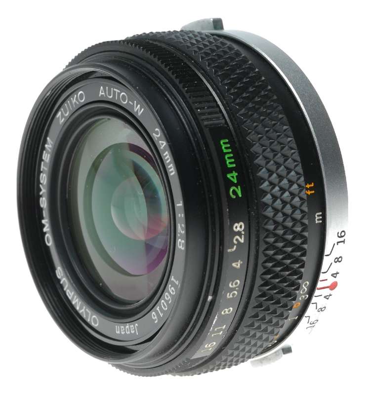 Olympus Auto-W 24mm 1:2.8 Zuiko Vintage camera lens hood excellent