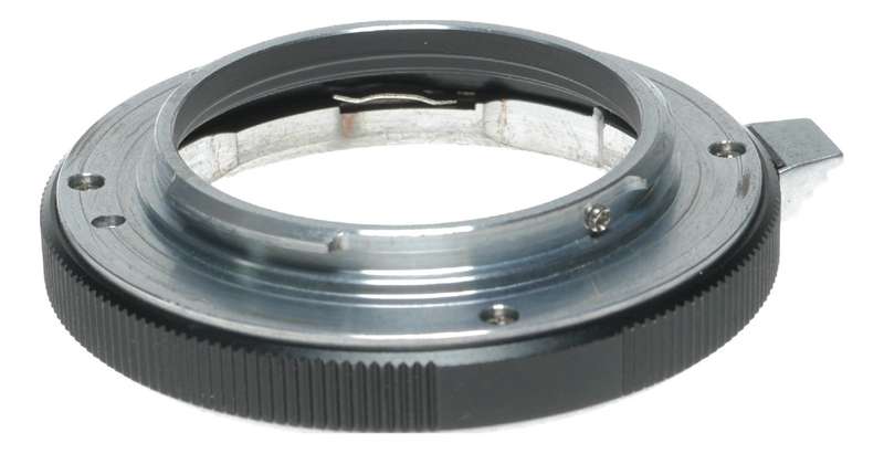 Leica M Metabones L/M-M4/3 camera lens adapter boxed