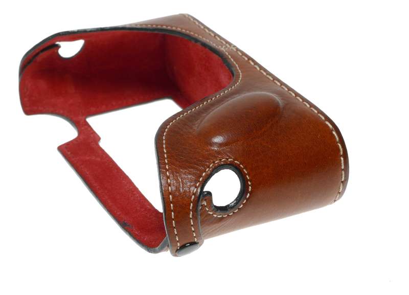 Leicatime Luigi Leica camera tan brown leather half case made in Italy