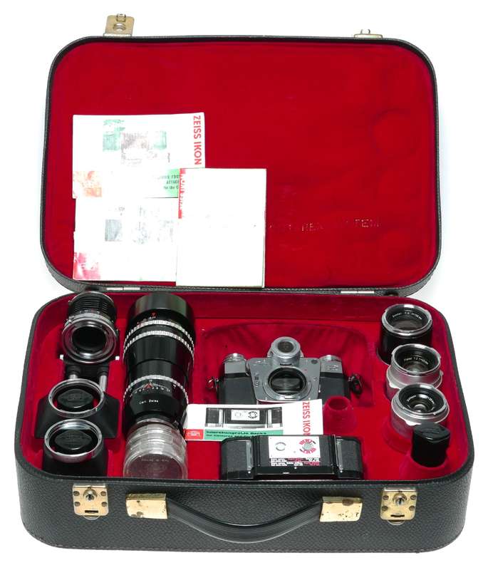 Zeiss Ikon Contarex Bullseye SLR film camera Distagon Sonnar Planar lenses macro bellows in trave...