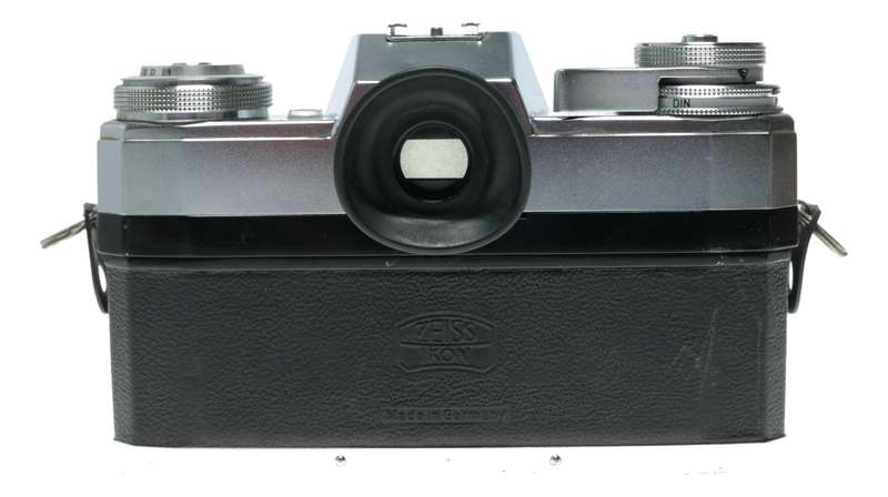Zeiss Ikon Contarex Bullseye SLR film camera Distagon Sonnar Planar lenses macro bellows in trave...