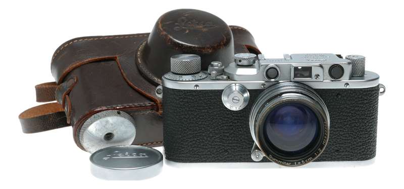Leica IIIa first serial number 303301 RF camera Summitar 1:2 f=5cm