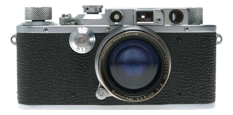 Leica IIIa first serial number 303301 RF camera Summitar 1:2 f=5cm