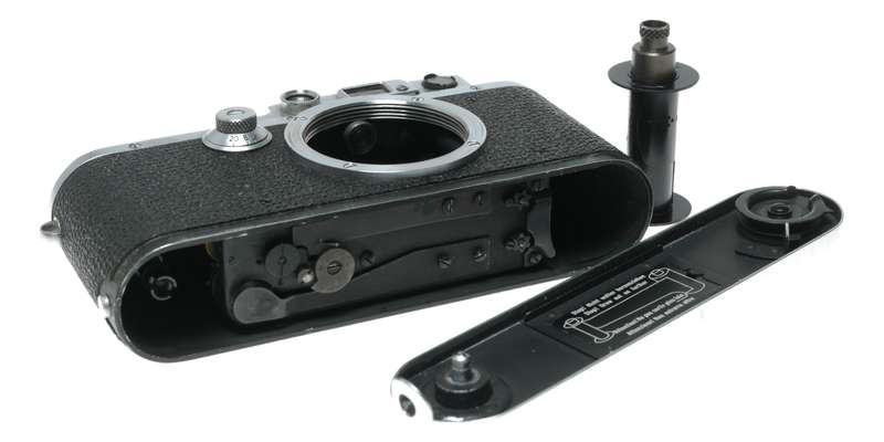 Leica IIIa first serial number 303301 RF camera Summitar 1:2 f=5cm
