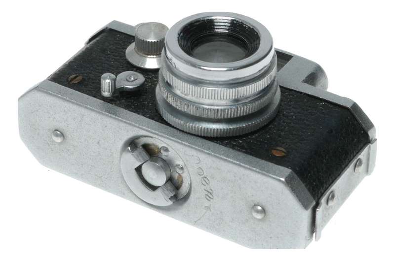 Kiku 16 Model II sub miniature film spy camera 14x14 exposures by Morita Trading