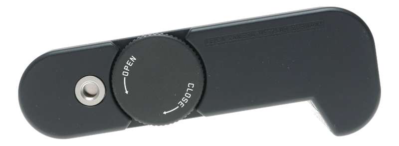 Leica 19629 black Handgrip Q2 Monochrom camera base plate accessory in box