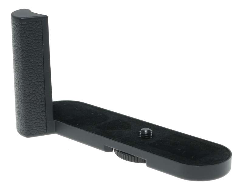 Leica 19629 black Handgrip Q2 Monochrom camera base plate accessory in box