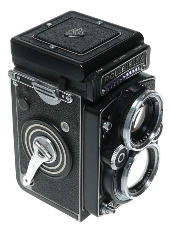 Rolleiflex TLR film camera Zeiss Planar 1:2.8 f=80mm in leather case with strap