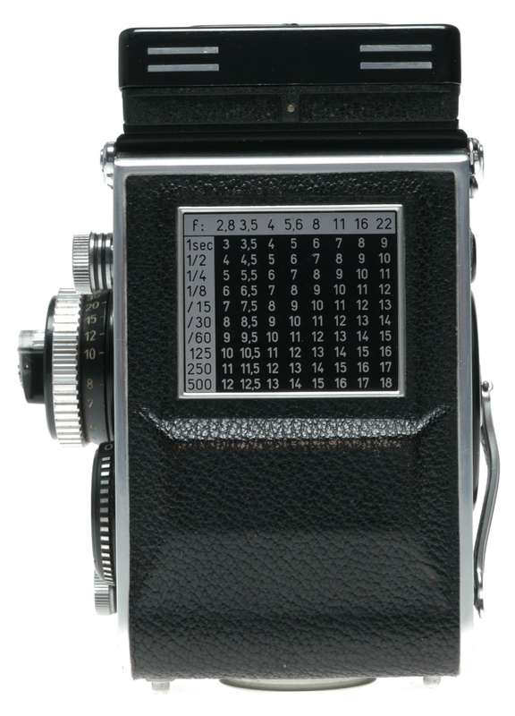 Rolleiflex TLR film camera Zeiss Planar 1:2.8 f=80mm in leather case with strap