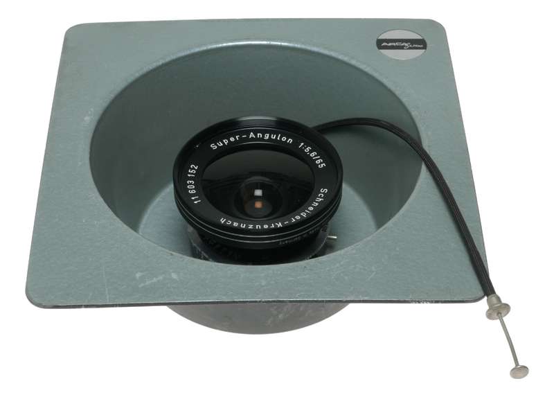 Schneider Kreuznach Super-Angulon 1:5.6/65 camera lens Arca-Swiss lens board