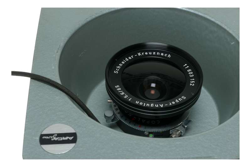 Schneider Kreuznach Super-Angulon 1:5.6/65 camera lens Arca-Swiss lens board