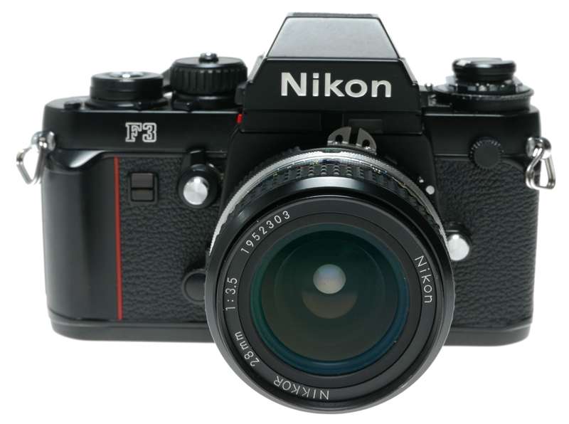 Nikon F3 35mm film SLR camera Nikkor 1:3.5 28mm MD-4 Motor SB-15 Speedlite Accessories