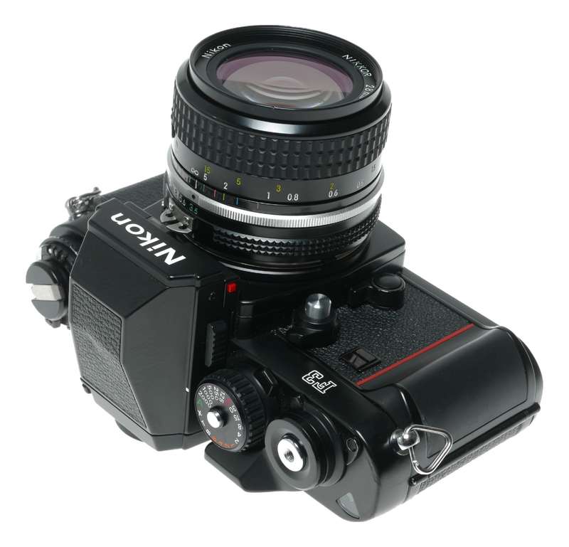 Nikon F3 35mm film SLR camera Nikkor 1:3.5 28mm MD-4 Motor SB-15 Speedlite Accessories