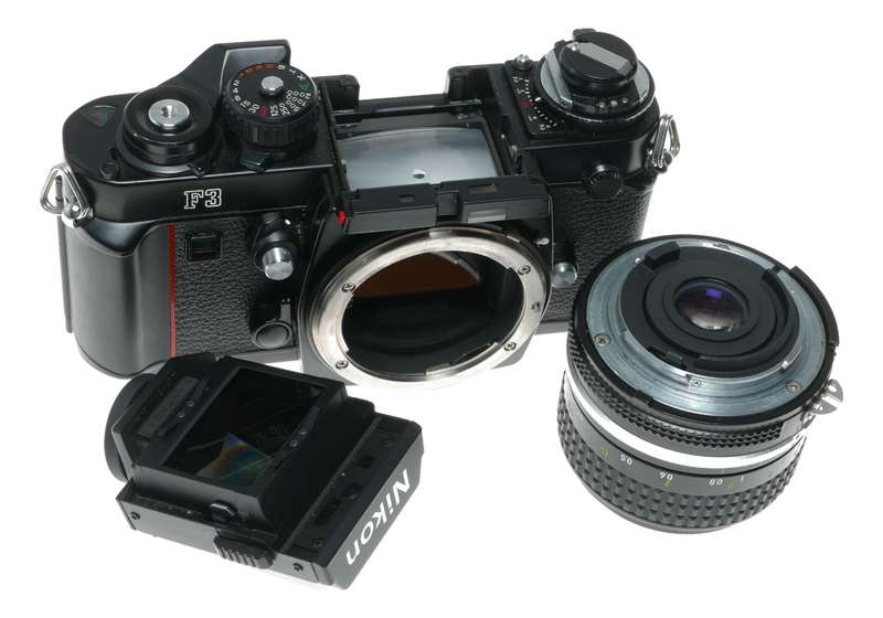 Nikon F3 35mm film SLR camera Nikkor 1:3.5 28mm MD-4 Motor SB-15 Speedlite Accessories