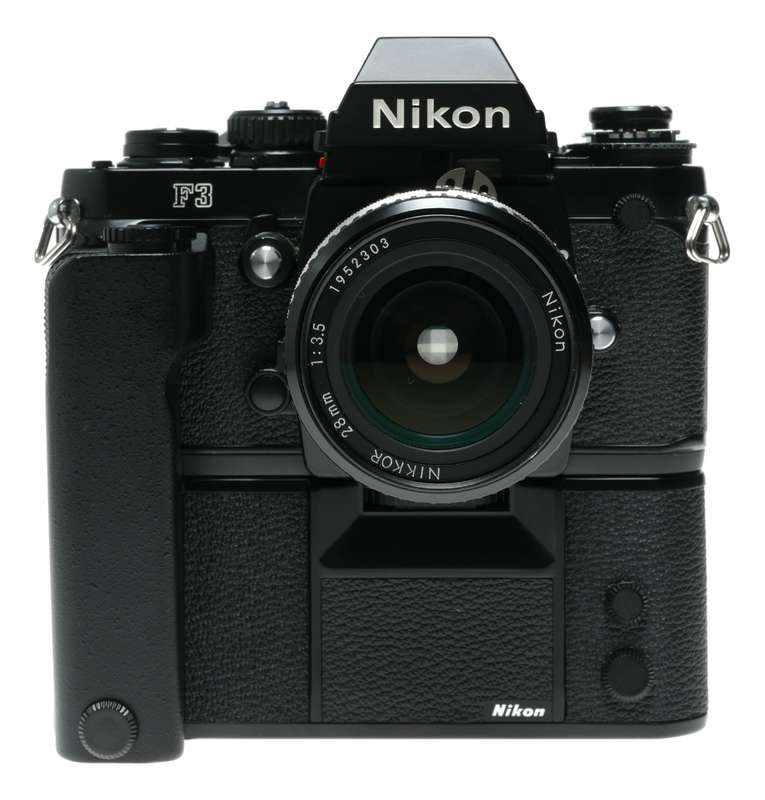Nikon F3 35mm film SLR camera Nikkor 1:3.5 28mm MD-4 Motor SB-15 Speedlite Accessories