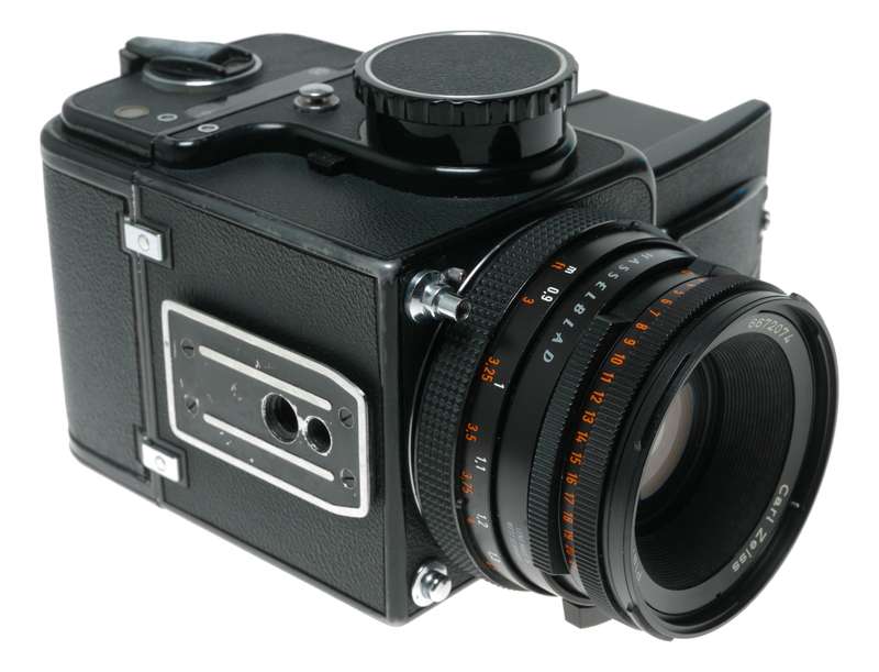 Hasselblad 500 C/M black roll film 6x6 Zeiss Planar 2.8/80 T 100 Polaroid instant magazine