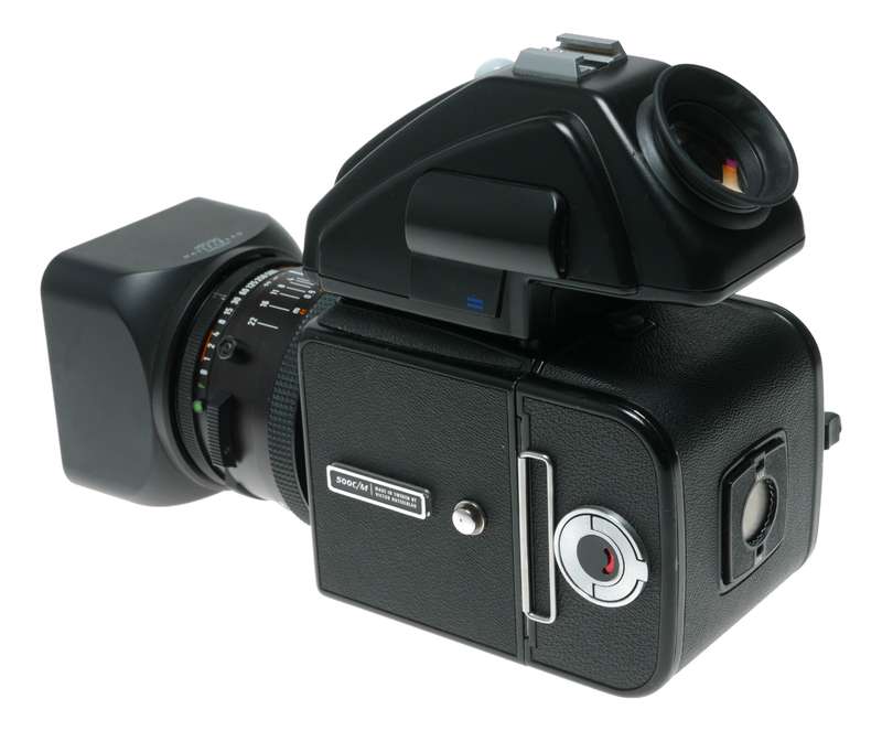 Hasselblad 500 C/M black 6x6 Zeiss Planar 2.8/80 T lens 80/80 hood PME45 finder Excellent