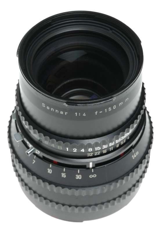 Carl Zeiss 1:4 150mm Sonnar T Hasselblad prime telephoto lens Synchro Compur