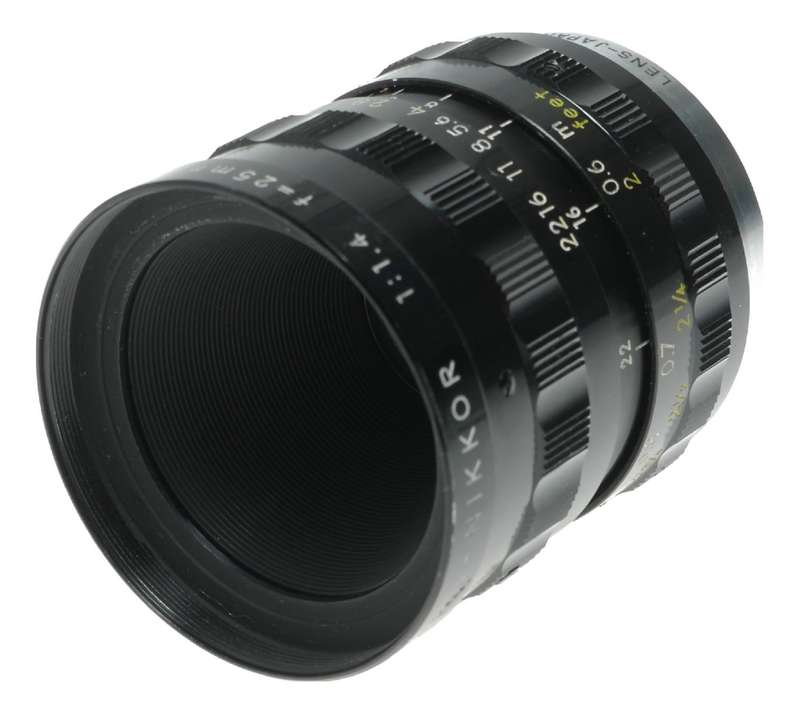 Nippon Kogaku Cine-Nikkor1:1.4 f=25mm C-mount Bolex H16 movie camera lens