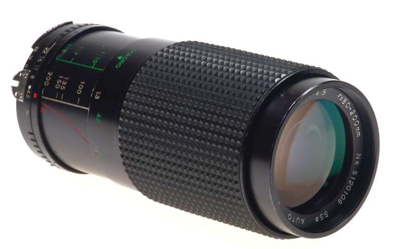 PRESENTA LENS 1:4.5/80-200mm AUTO ZOOM MO BARGAIN NR