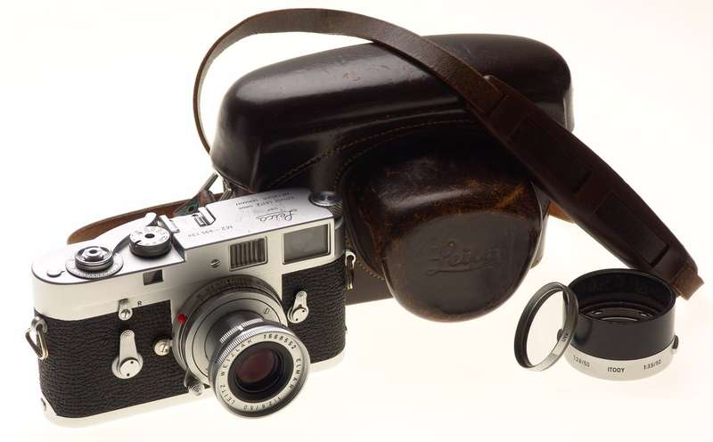 LEICA 35mm CHROME M2 CAMERA ELMAR 2.8/50mm LENS UVa FILTER ITOOY HOOD CASE CLEAN