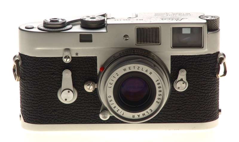 LEICA 35mm CHROME M2 CAMERA ELMAR 2.8/50mm LENS UVa FILTER ITOOY HOOD CASE CLEAN