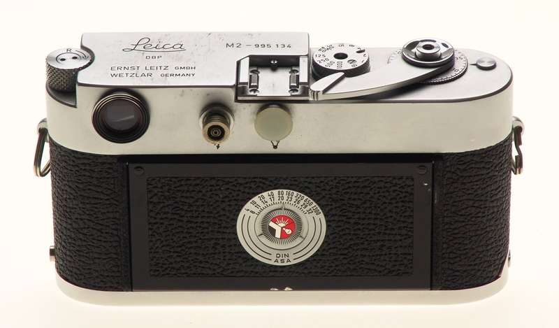 LEICA 35mm CHROME M2 CAMERA ELMAR 2.8/50mm LENS UVa FILTER ITOOY HOOD CASE CLEAN