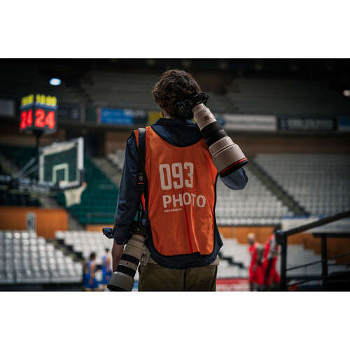 Sony FE 300mm f/2.8 GM OSS Lens