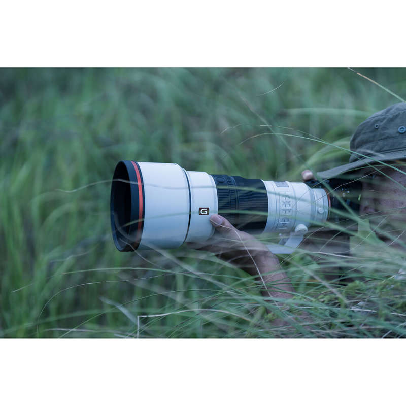 Sony FE 300mm f/2.8 GM OSS Lens