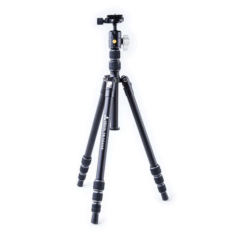 VANGUARD VESTA TB 204AB ALUMINIUM TRAVEL TRIPOD With Arca Swiss T- 46 Ball Head